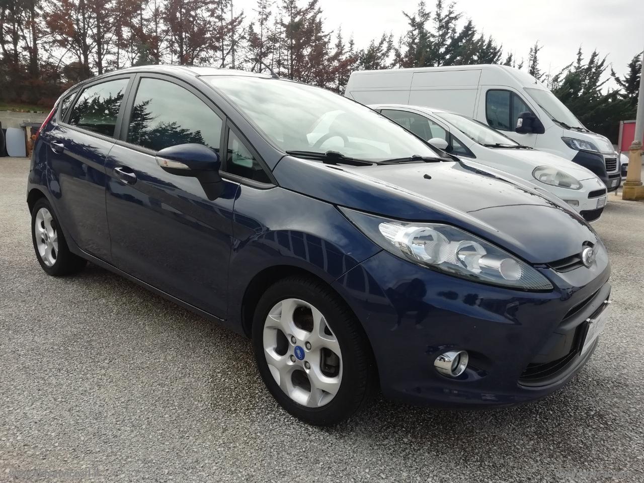 FORD Fiesta 1.4 TDCi 70 CV 5p. Titanium