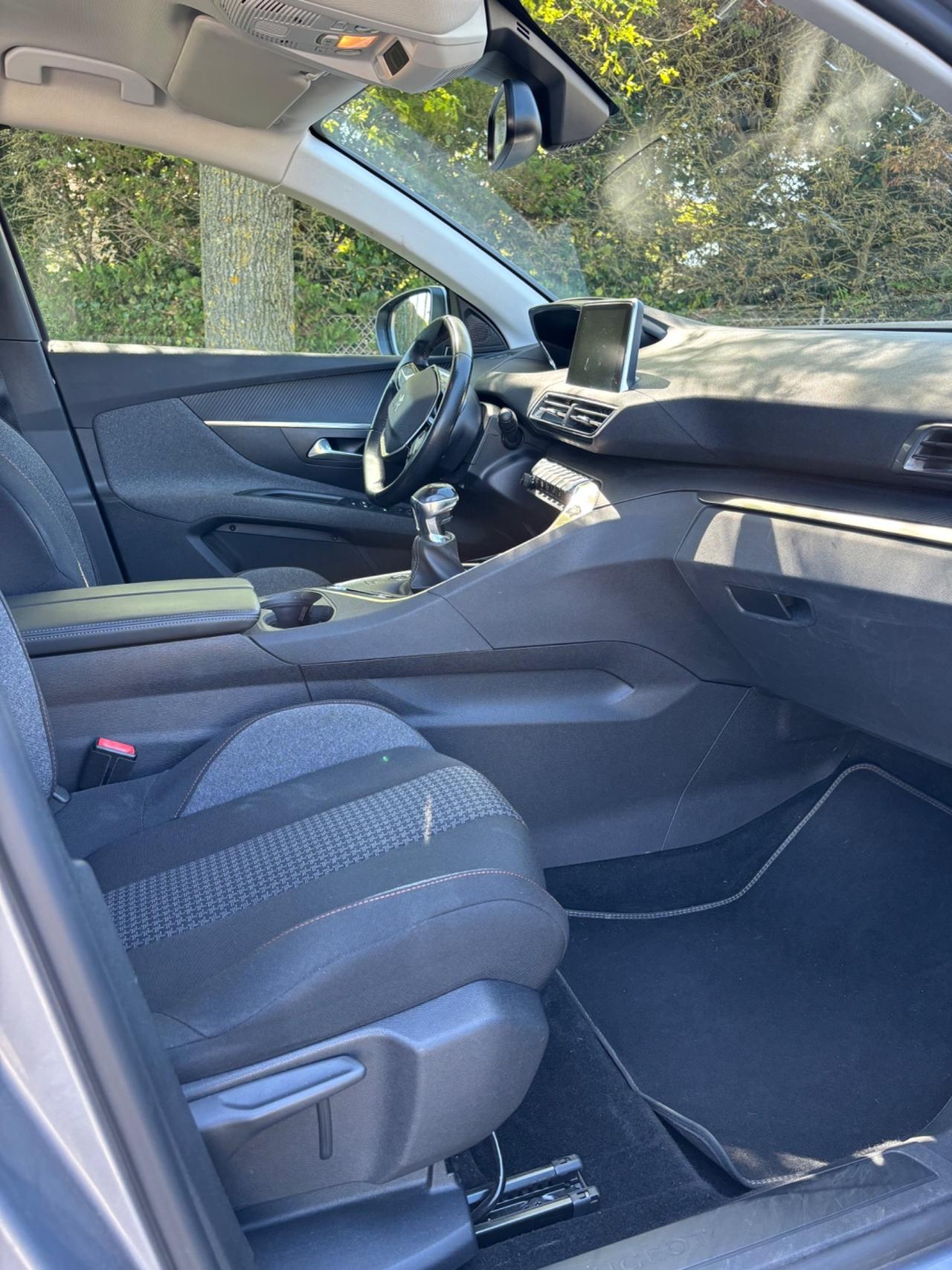 Peugeot 3008 BlueHDi 130 S&S Allure Pack