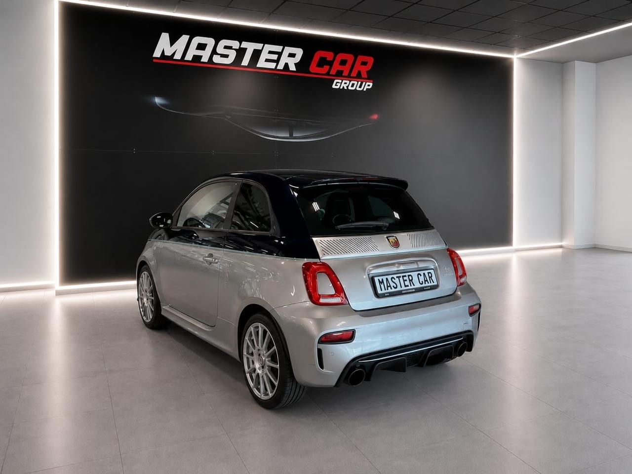 Abarth 695 1.4 Turbo T-Jet Rivale