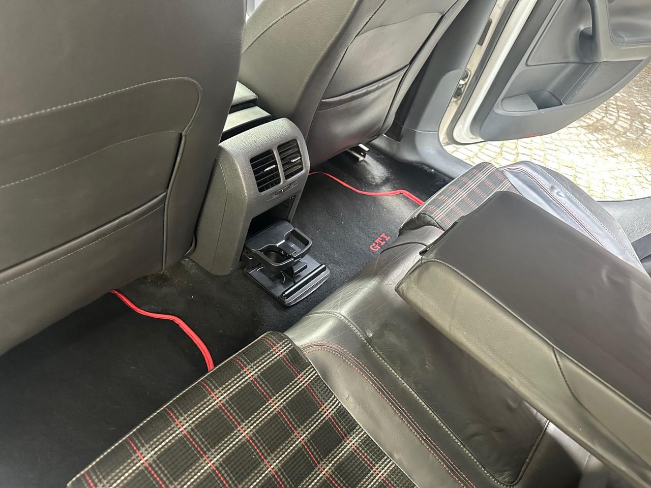 Volkswagen Golf GTI 2.0 16V TFSI *Edition 30*