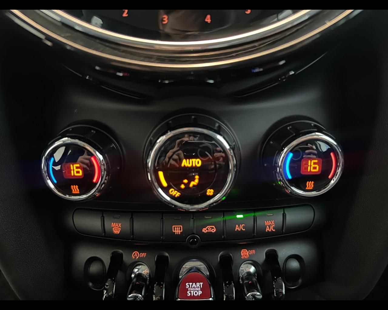 MINI Mini 4ª serie (F56) - Mini 1.5 Cooper Camden Edition