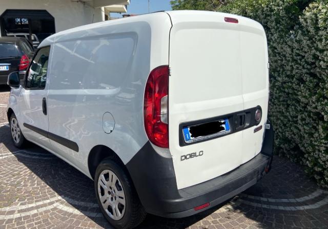 FIAT Doblo 1.6 mjt furgone frigo coibendato per alimenti o farmaci