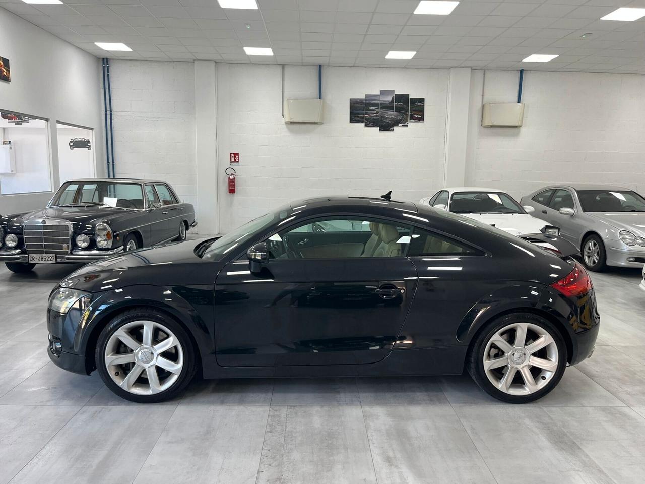 Audi TT 3.2 V6 quattro dsg