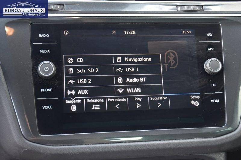 Volkswagen Tiguan 2.0 TDI SCR DSG Business BMT *NAVIGATORE*