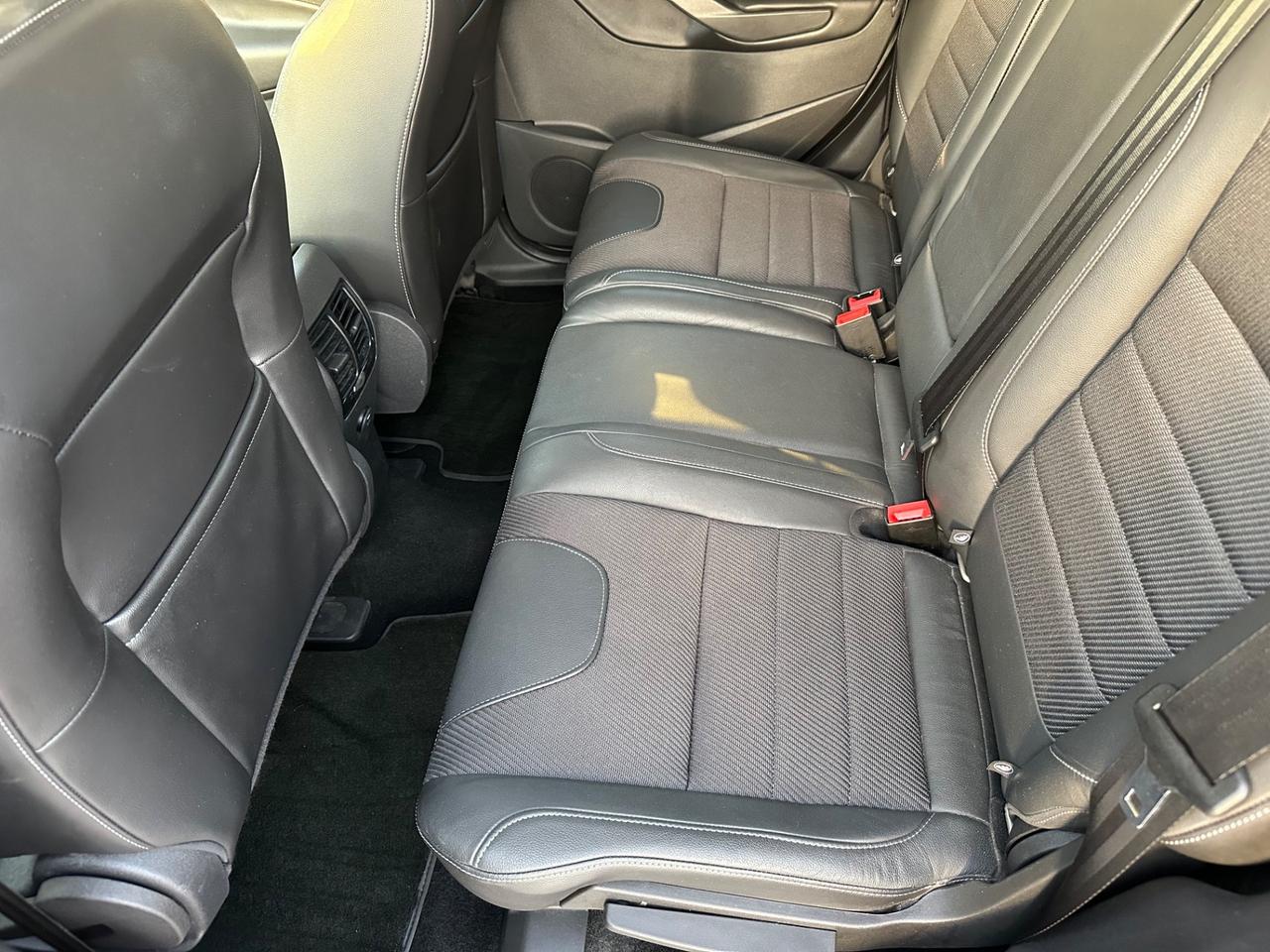 Ford Kuga 2014 2.0 TDCI 140 CV 4WD Titanium DA VETRINA