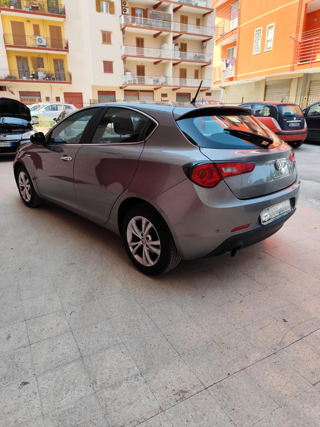 Alfa Romeo Giulietta 1.6 JTDm-2 105 CV Exclusive
