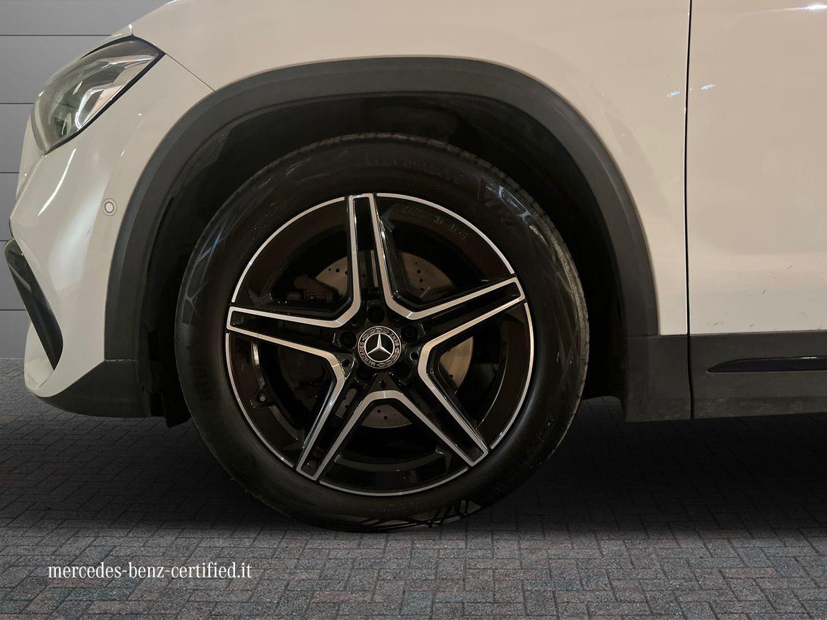Mercedes-Benz GLA 200 d Premium auto