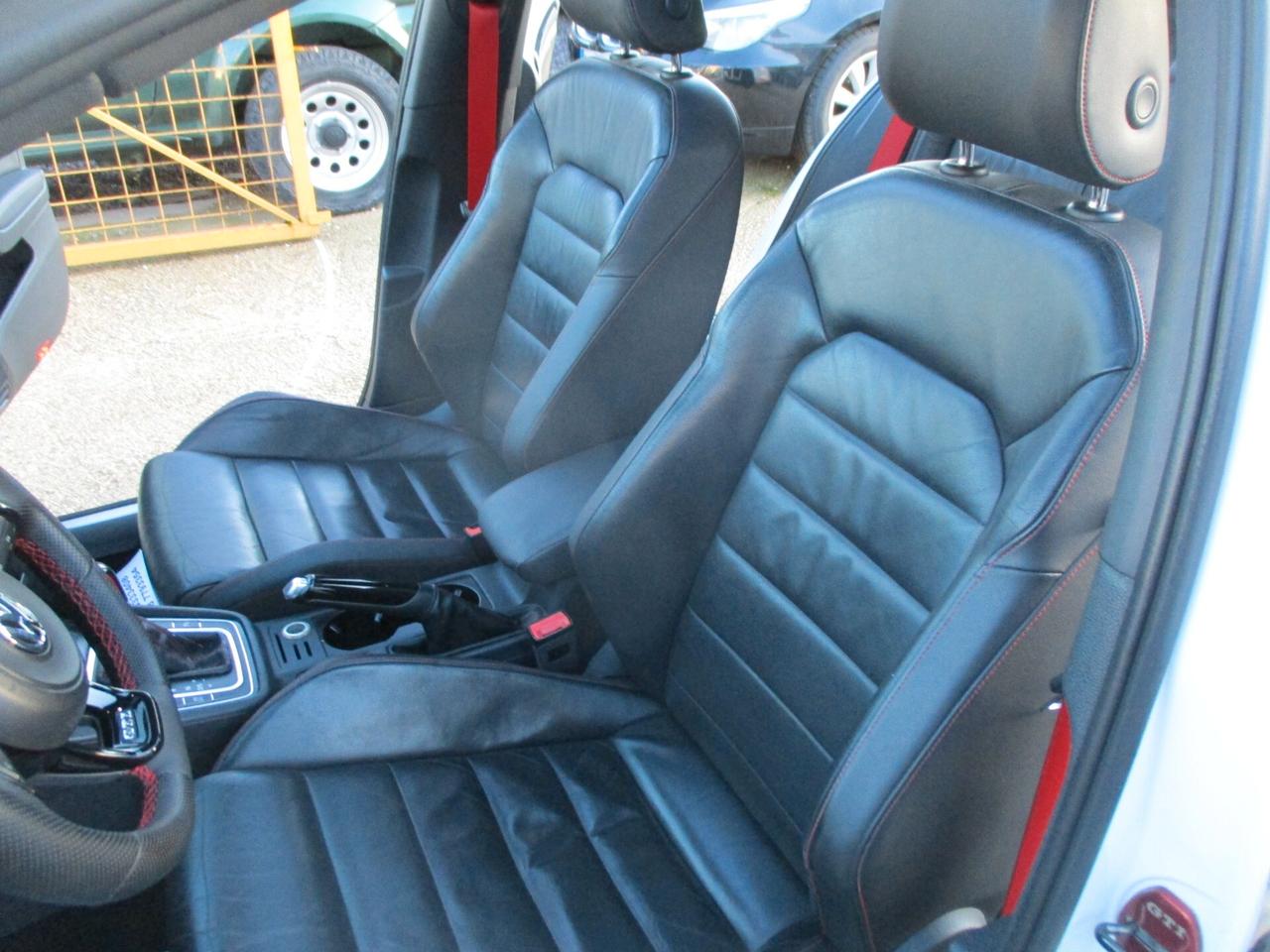 Volkswagen Golf GTI 2.0 DSG 211 CV STRAFULL!!!