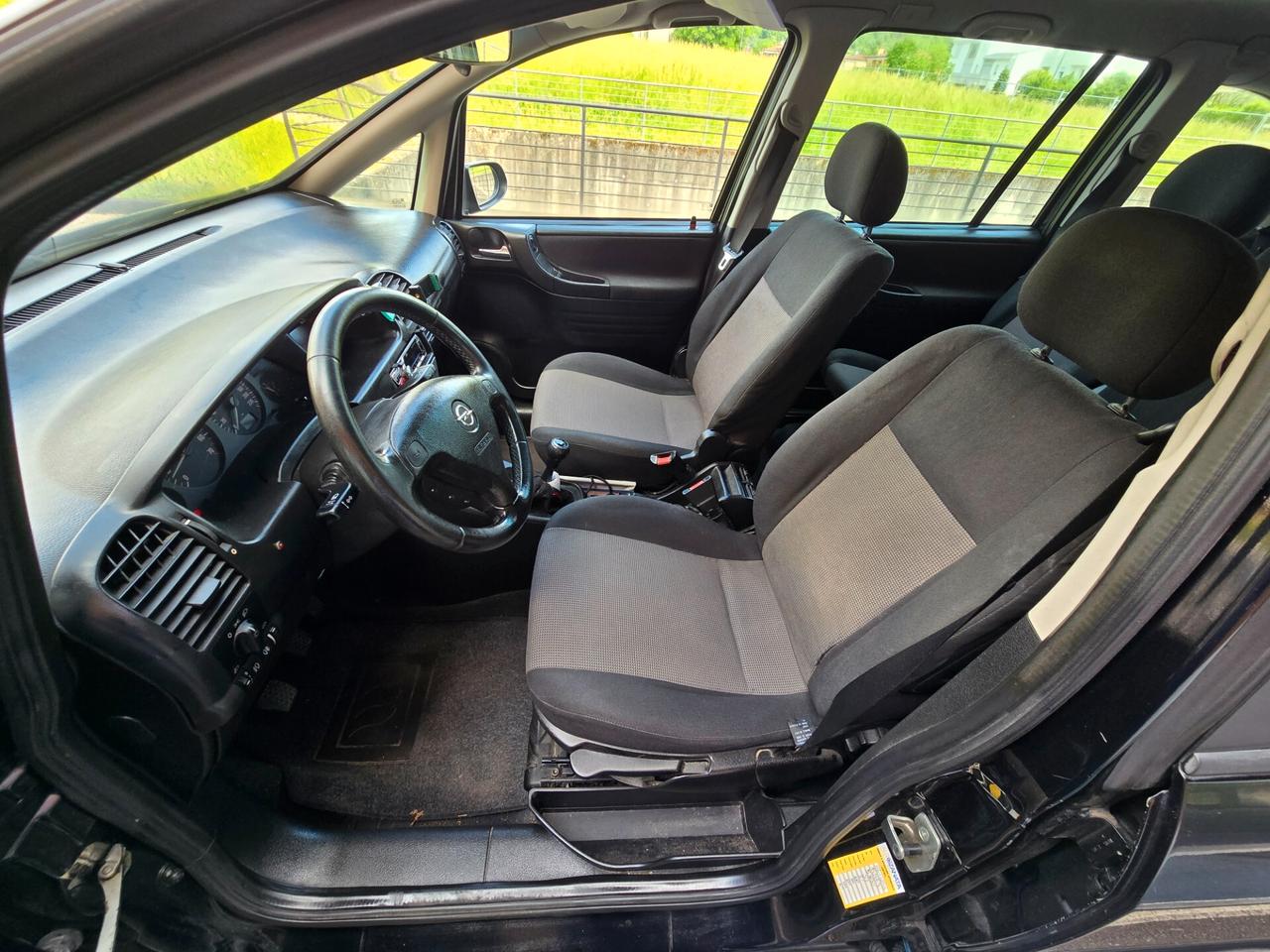 Opel Zafira 1.6 16v 7 Posti ok Neopatentati
