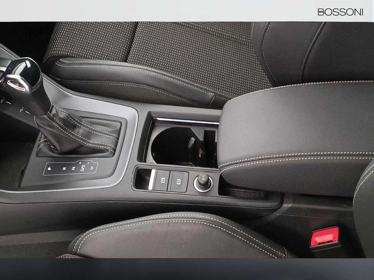 Audi Q3 35 2.0 tdi s line edition s tronic