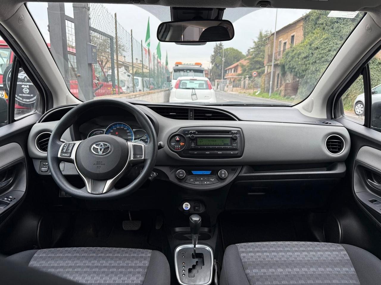 Toyota Yaris 1.5 Hybrid 5p - Automatica - Superprezzo - Tutto incluso