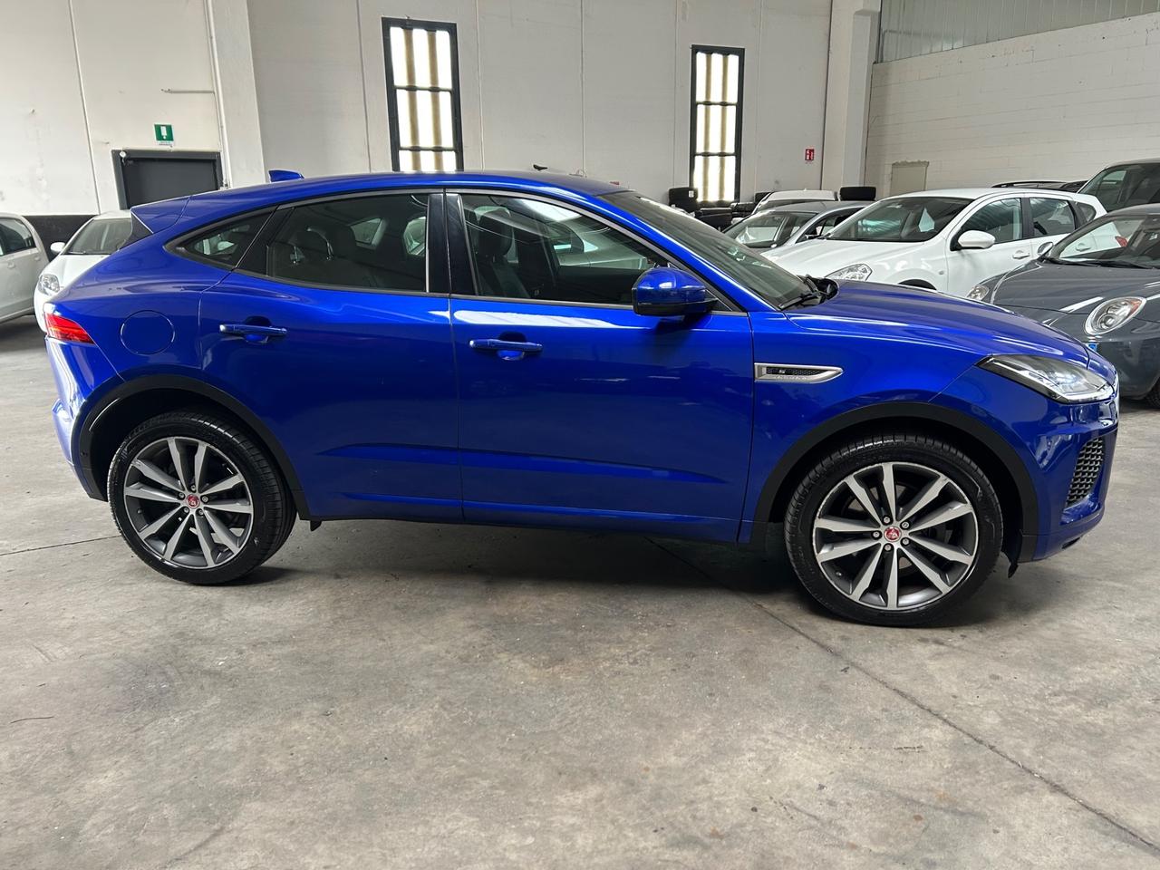Jaguar E-Pace 2.0D 180 CV AWD aut. R-Dynamic