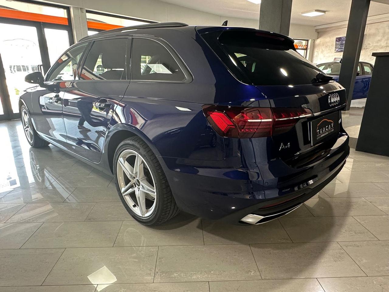 Audi A4 Business Advanced 2.0 35 TDI MHEV #6533
