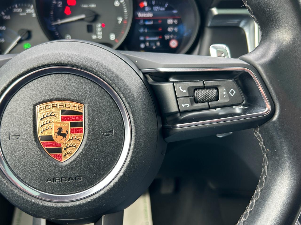 Porsche Macan 2.0 265cv pdk