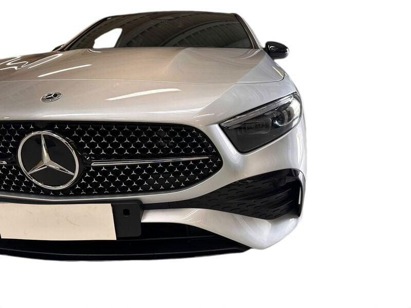 Mercedes-Benz Classe A A 180 AMG Line Premium auto