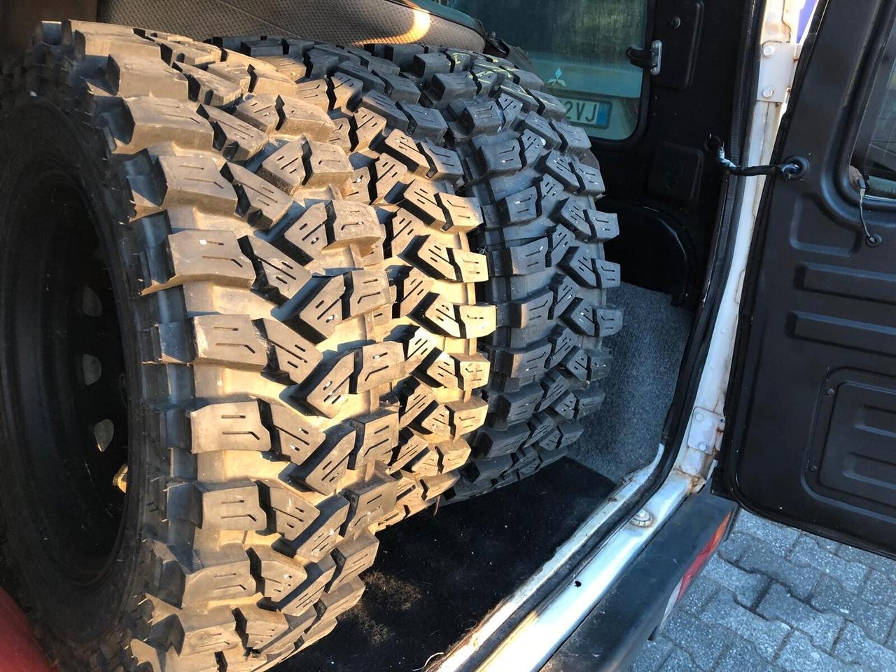 Suzuki SJ 410 Samurai 1.0 Berlina 4 POSTI CON MOTORE REVISIONATO A FEBBRAIO 2026!!!!