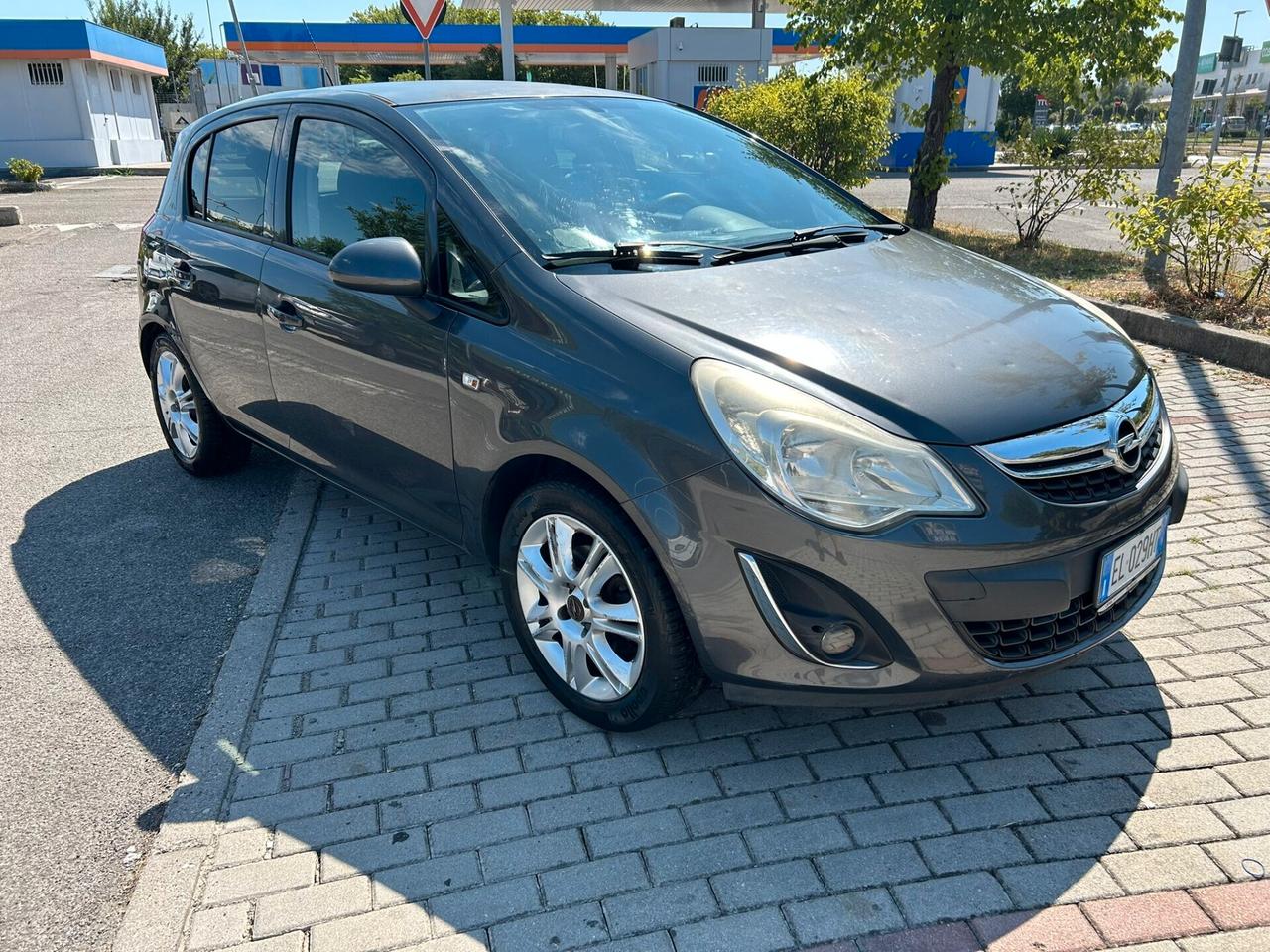 Opel Corsa 1.2 85CV 5 porte GPL-TECH One