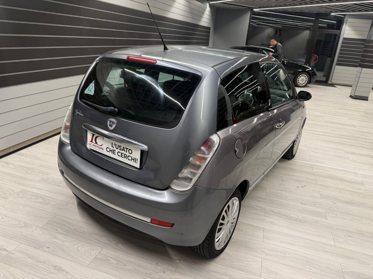 Lancia Ypsilon 1.2 Modamilano