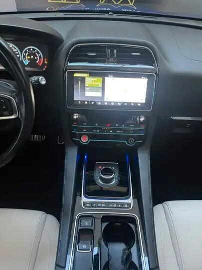 Jaguar F-Pace 3.0 V6 380 CV AWD aut. First Edition