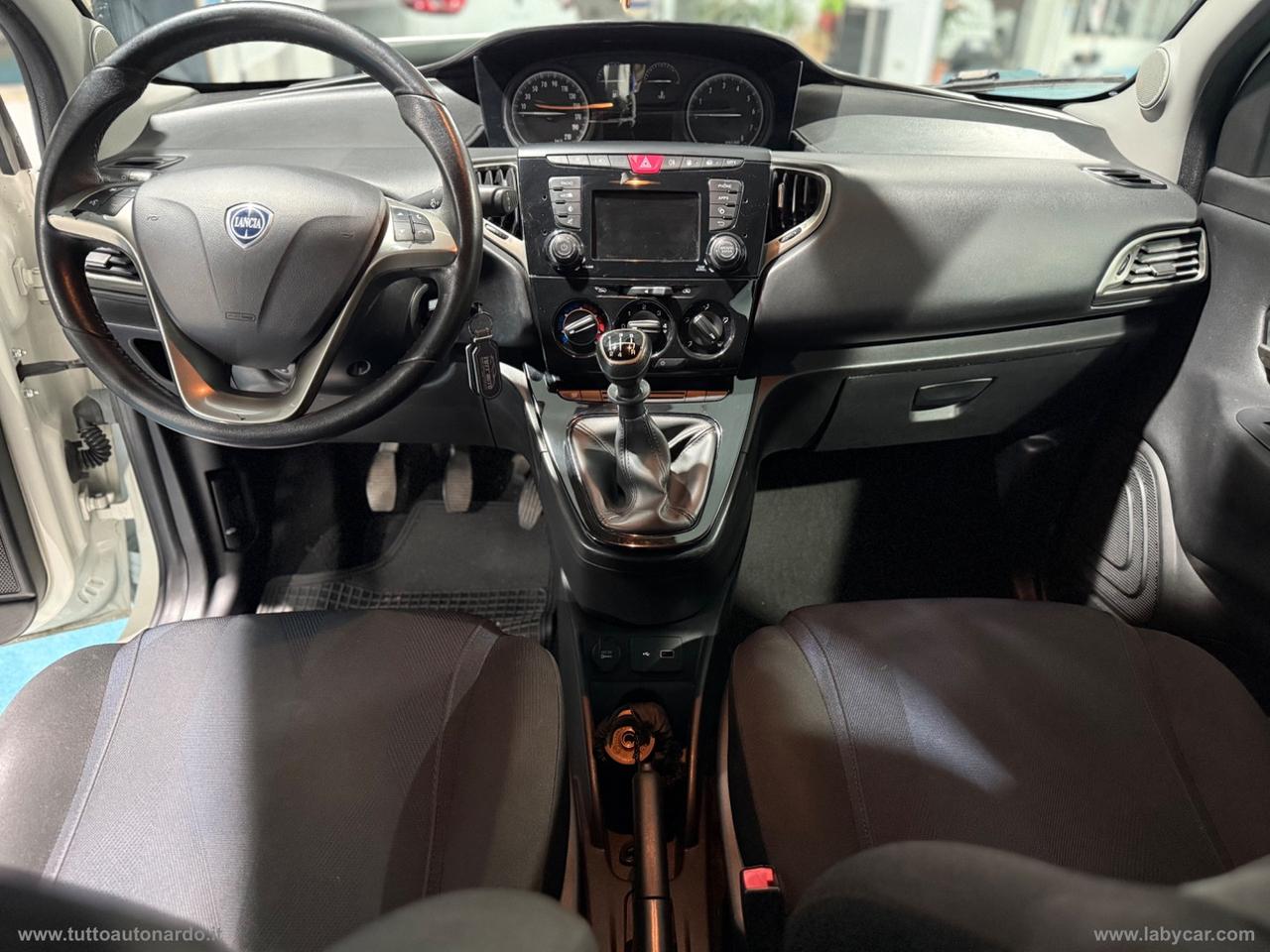 LANCIA Ypsilon 1.2 69 CV 5p. GPL Ecochic Gold