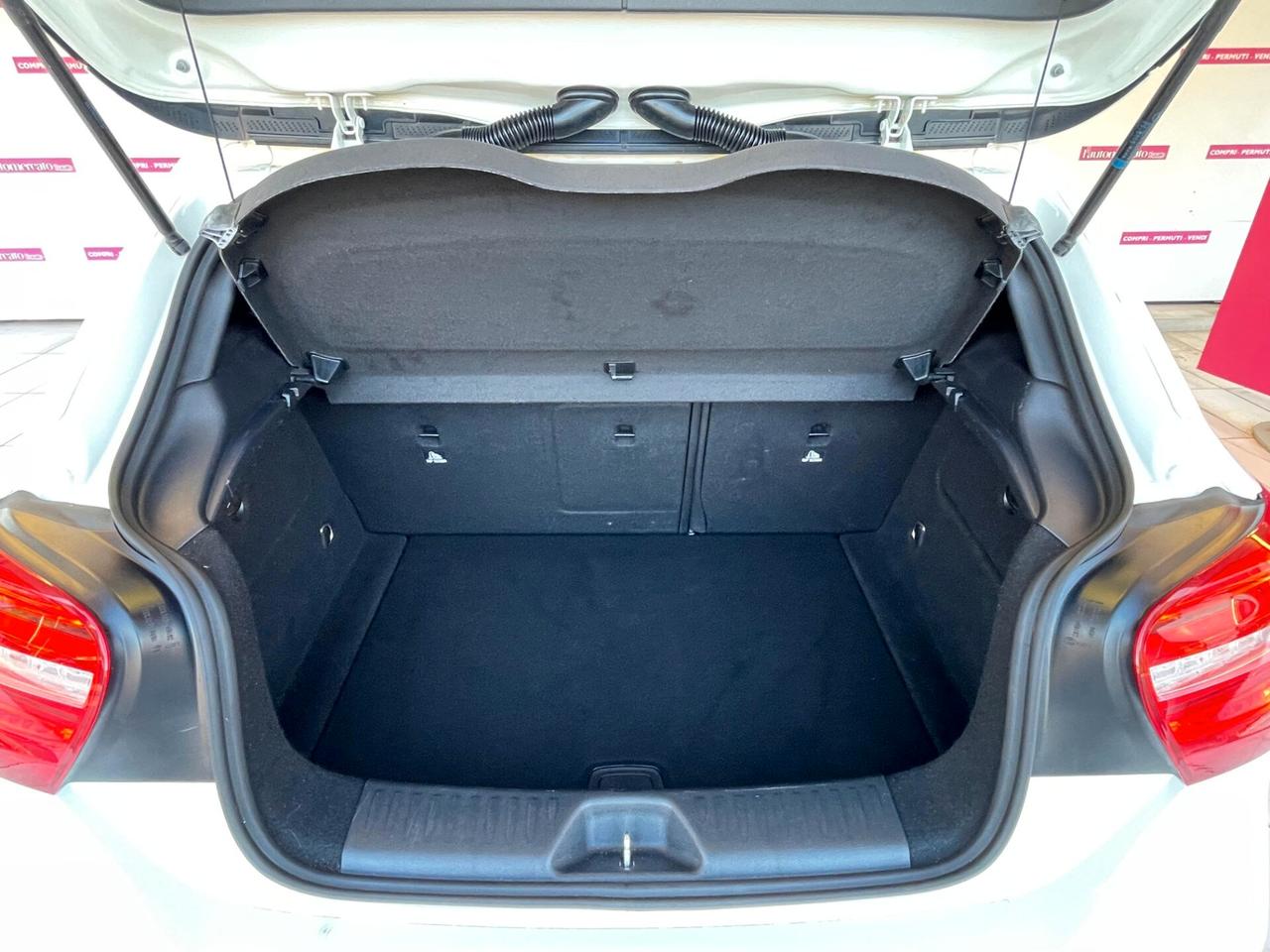 MERCEDES Classe A (W176) A 180 CDI Sport