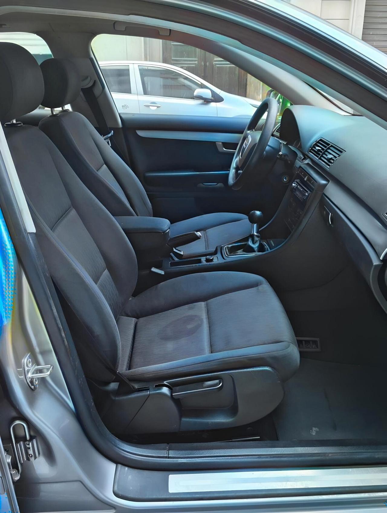 Audi A4 2.0 16V TDI Avant- KM 166000