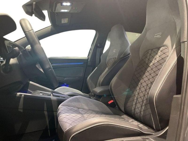 Volkswagen Golf 2.0 tdi R-Line 150cv dsg