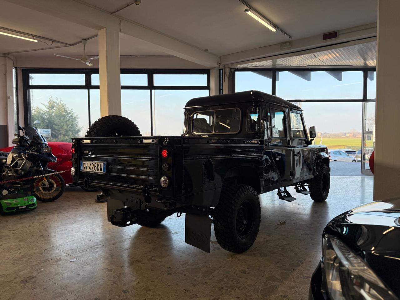 Land Rover Defender 110 2.4 TD4 CrewCab SE 12/2008 Pick-up