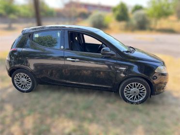 Lancia ypsilon 1.2 benzina/ GPL - 2013