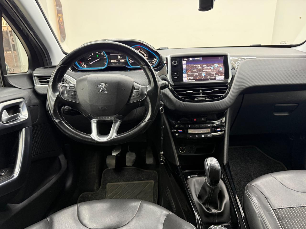 Peugeot 2008 BlueHDi 120 S&S Allure