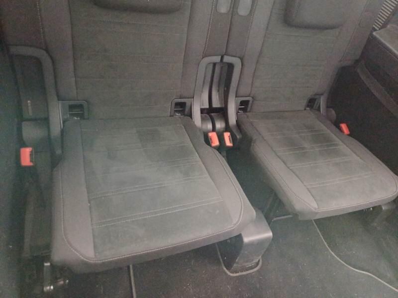 VW TOURAN 1600 TDI 115 CV 6M 7 POSTI