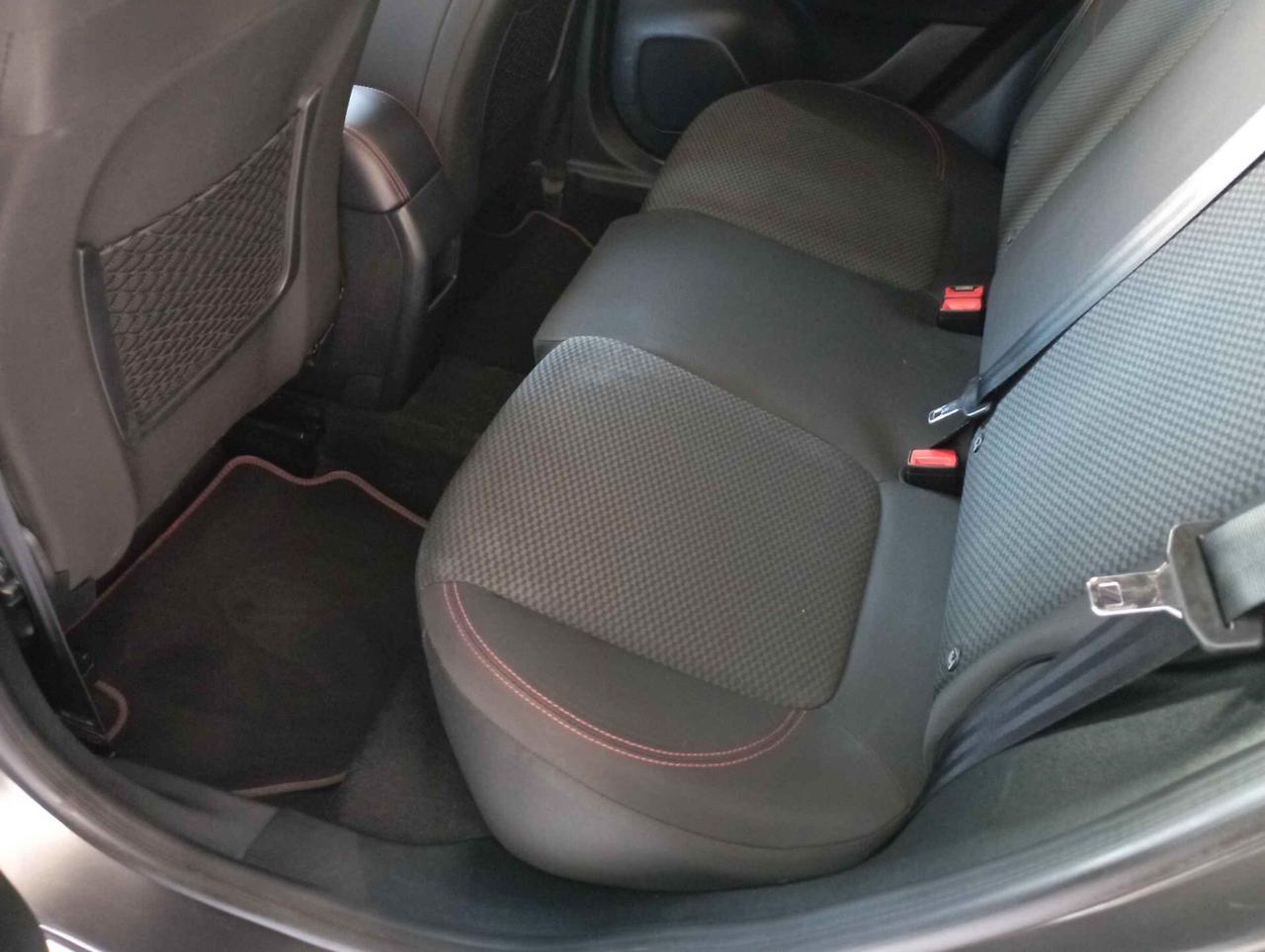 Ford Puma 1.0 EcoBoost Hybrid 155 CV S&S ST-Line