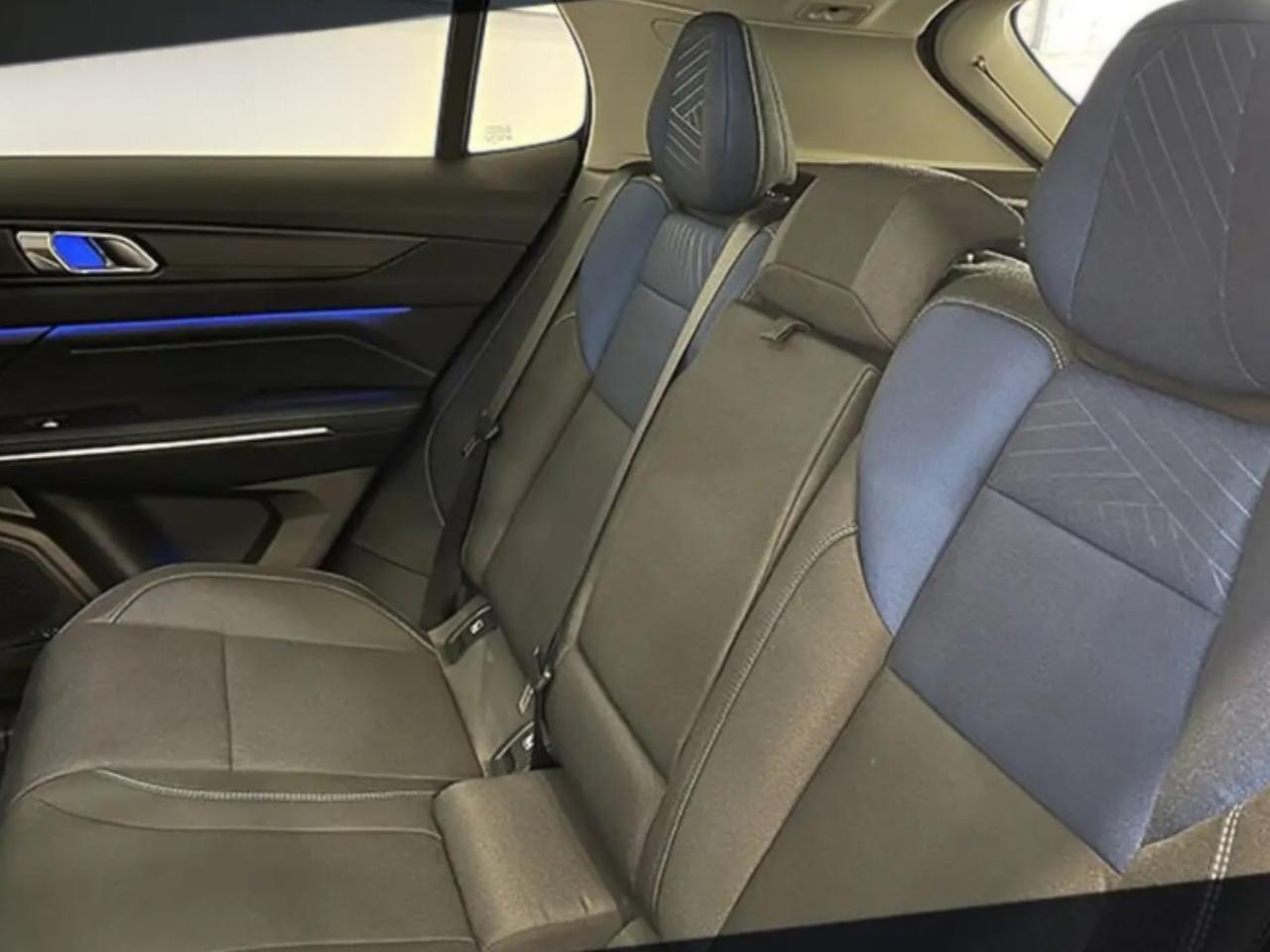 Lynk&co 01 PHEV Perfetta CV 261