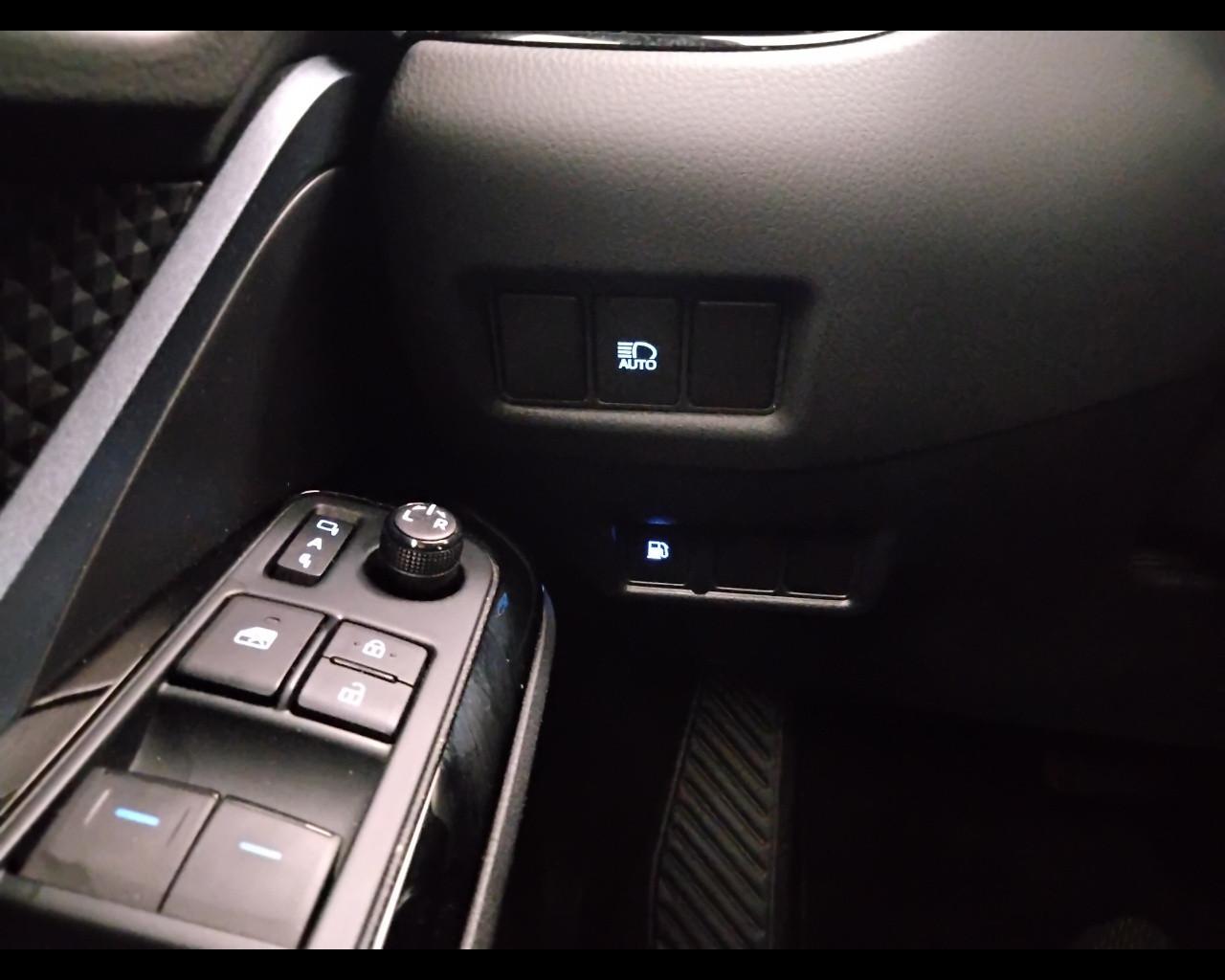 TOYOTA C-HR I 2020 - C-HR 2.0h Trend e-cvt