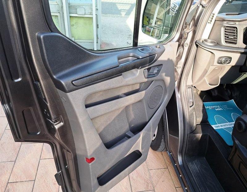 Ford Transit Custom Transit Custom 340 2.0 EcoBlue Hybrid 130 PC Combi Trend