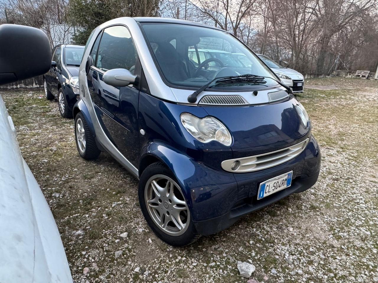 Smart ForTwo 700 coupé passion (45 kW) SI NEOPATENTATI