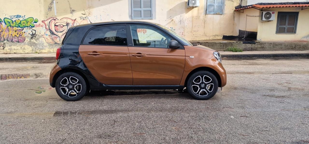 Smart ForFour 90 0.9 Turbo twinamic Passion LED NAVI