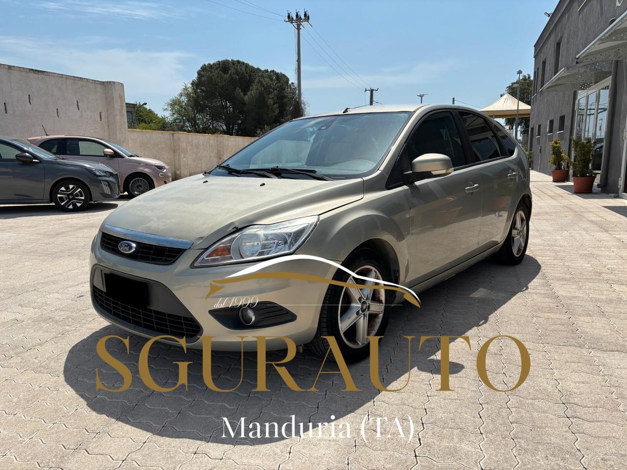 FORD FOCUS 1.6 TITANIUM 2010