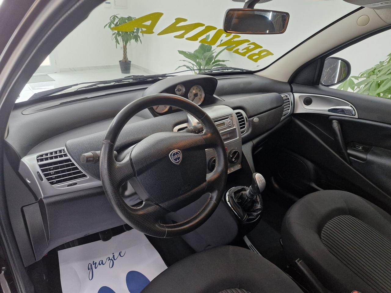 LANCIA YPSILON 1.2 BENZINA 69CV ANNO 2011 90000KM