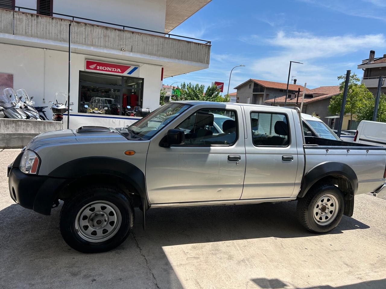 Nissan NP300 2.5 tdi PIck-UP Doppia Cabina