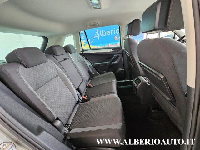 VOLKSWAGEN Tiguan 2.0 TDI SCR DSG Sport R-line BlueMotion Technology