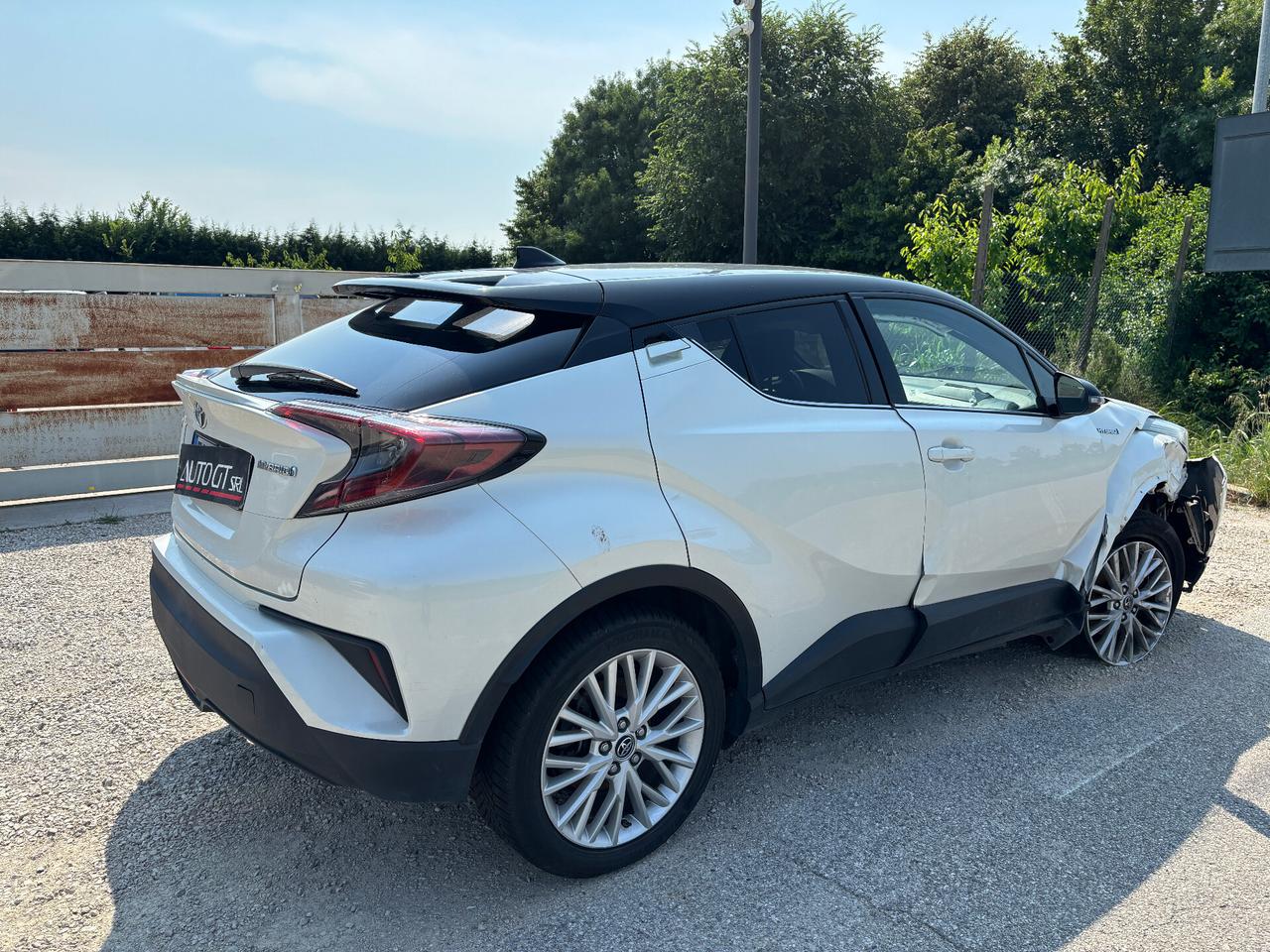 Toyota C-HR 1.8 Hybrid E-CVT Dynamic