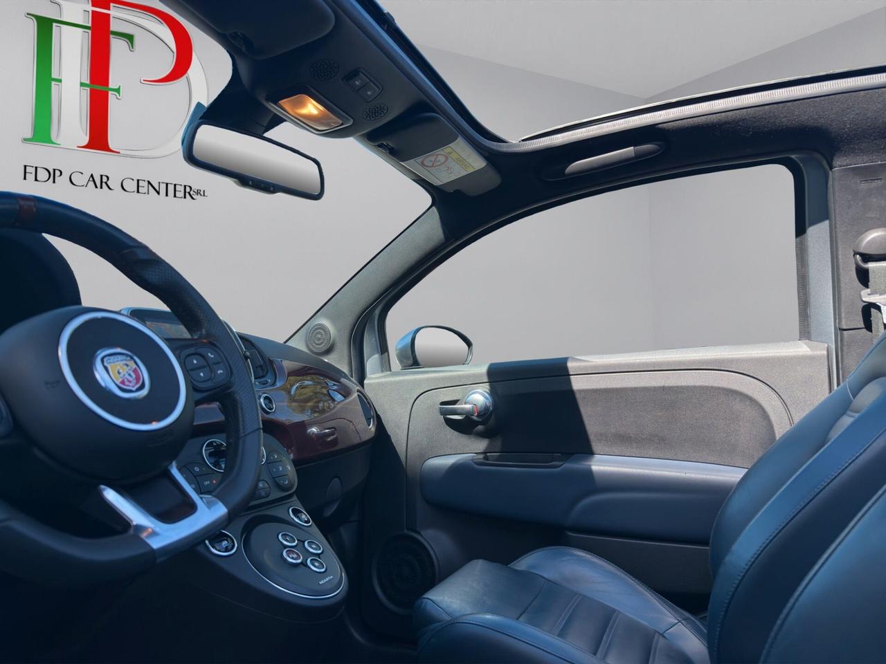 Abarth 695 Cabrio 1.4 Turbo Rivale