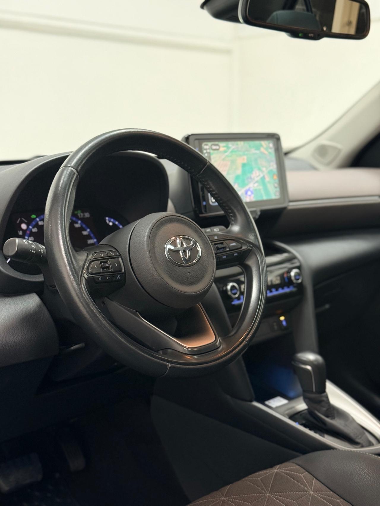 Toyota Yaris Cross 1.5 Hybrid 5p. E-CVT AWD-i Lounge Neopatentati 05/2022 Euro 6D Temp
