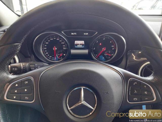 MERCEDES-BENZ CLA 180 d Automatic (Garanzia 12 Mesi)