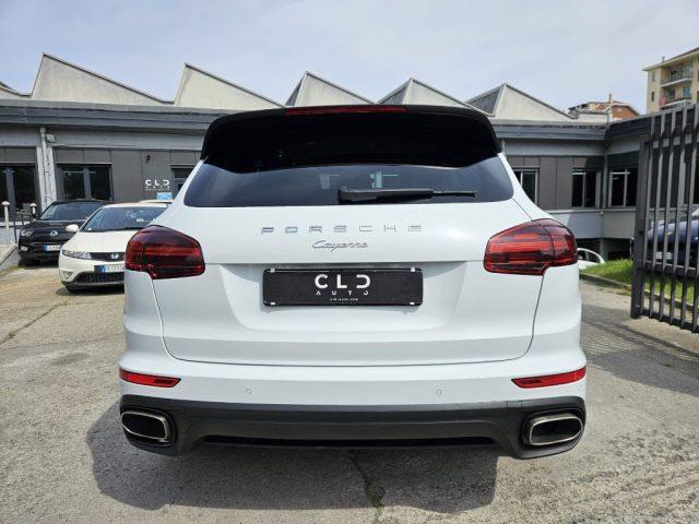 PORSCHE Cayenne 3.0 Diesel Platinum Edition GANCIO TRAINO