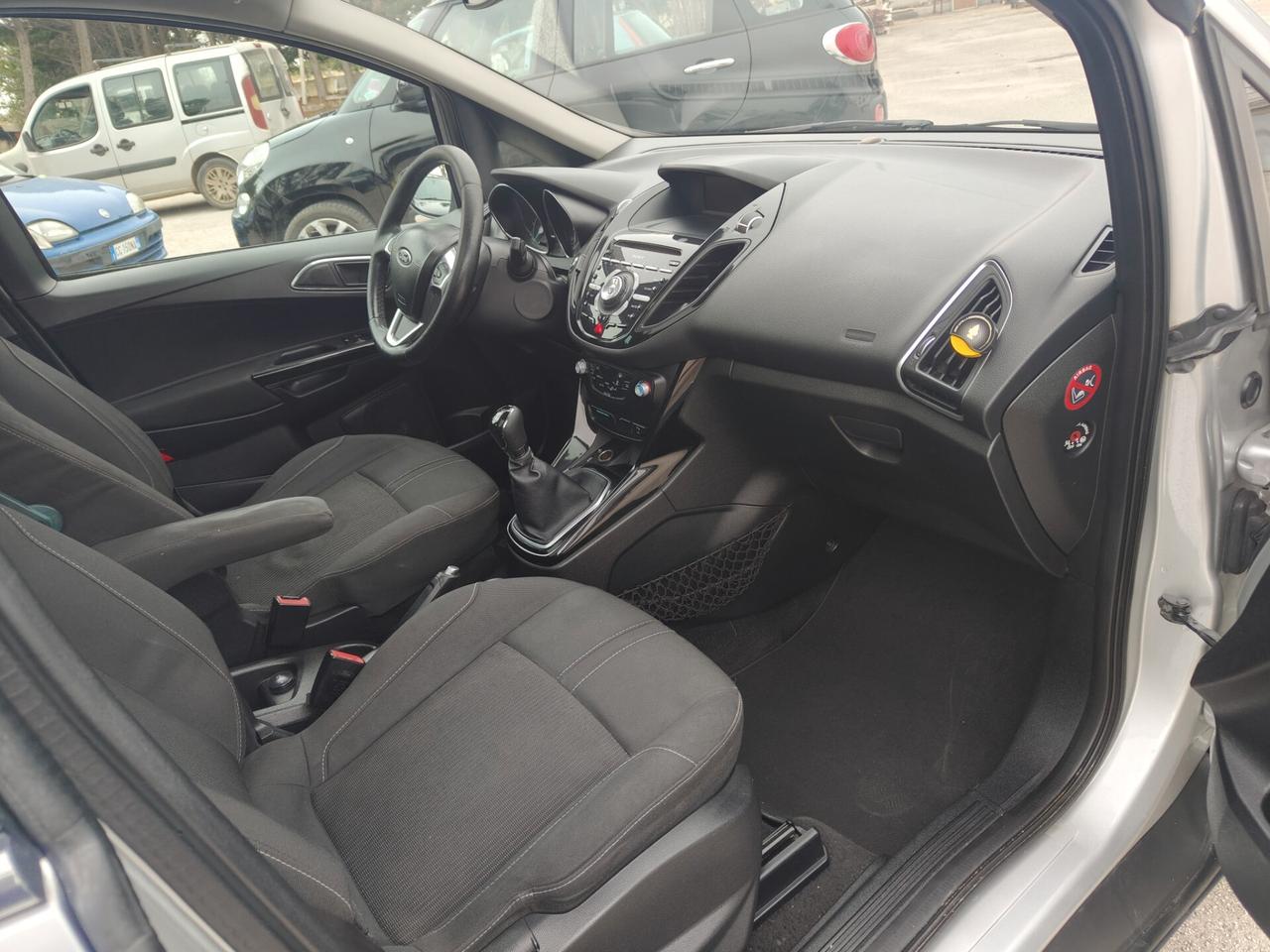 Ford B-Max 1.6 TDCi Titanium gancioTraino