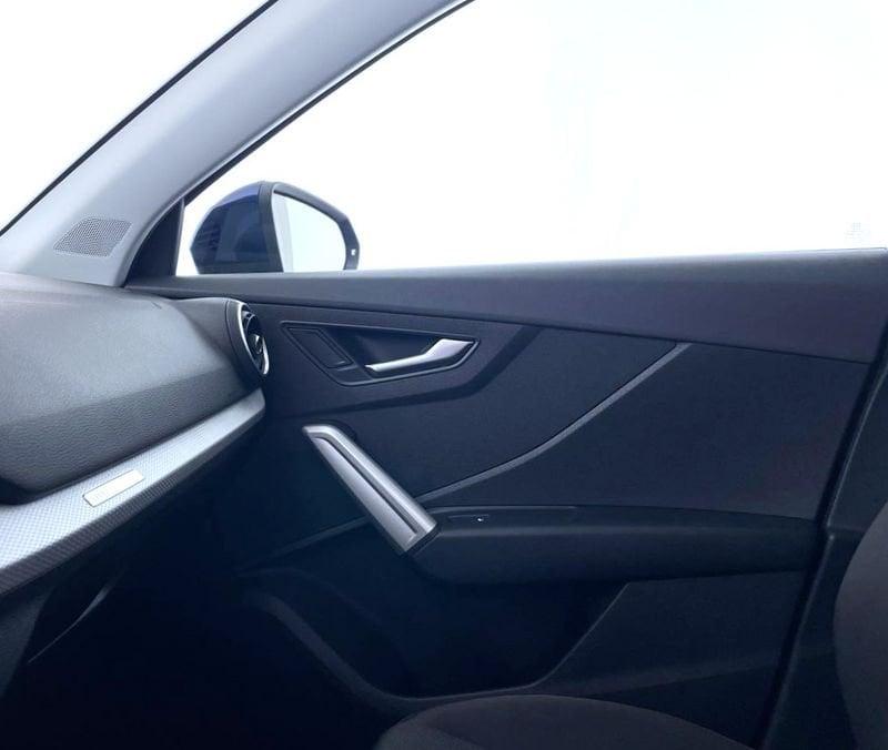 Audi Q2 2.0 35 TDI BUSINESS S TRONIC