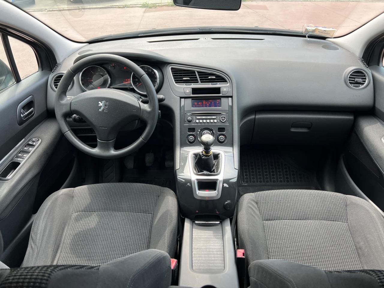 Peugeot 5008 1.6 HDi 112CV Active