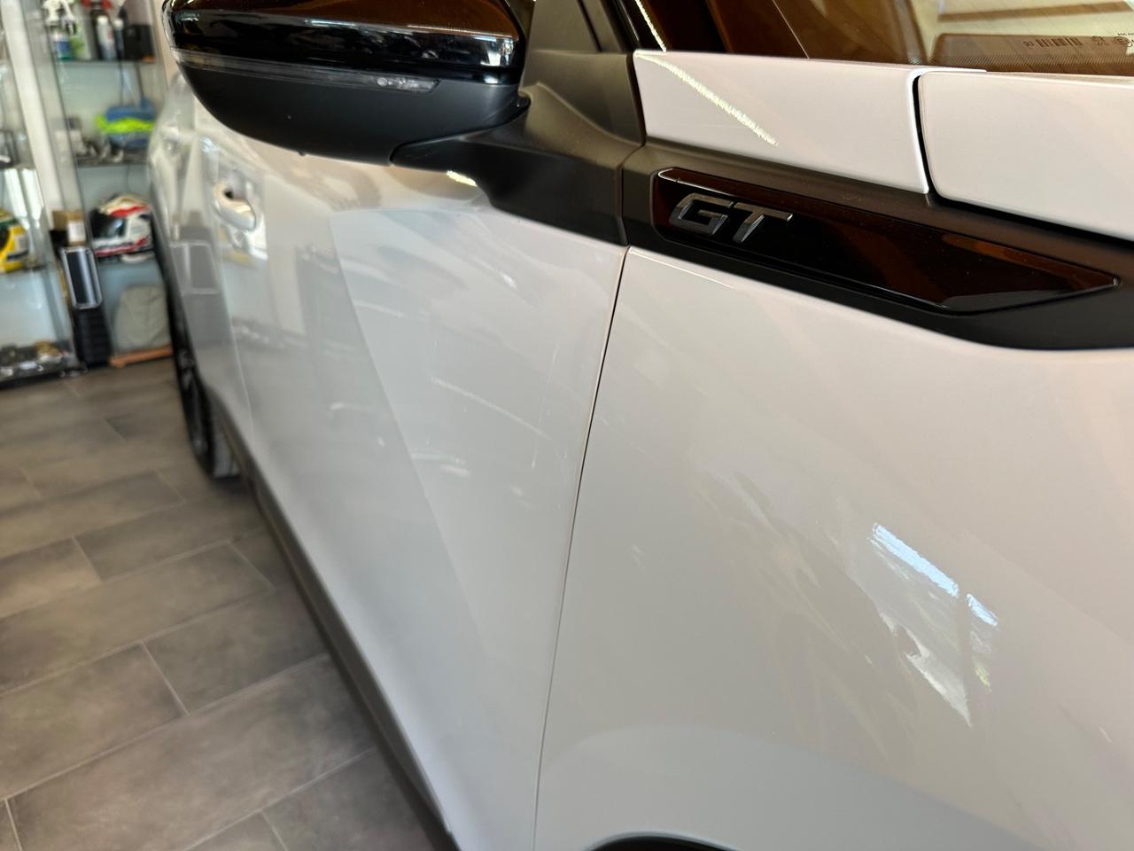Peugeot 2008 PureTech 130 S&S EAT8 GT